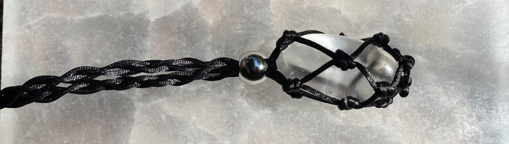 Clear Quartz Crystal Holder Pendant&nbsp;Necklace